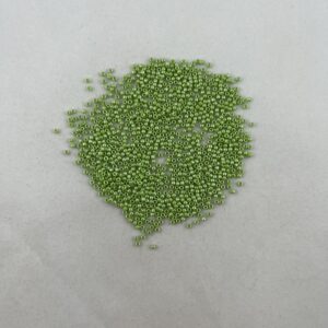 TOHO Seedbeads 11/0, NR 964  Ljus Grön Opaque Lyster