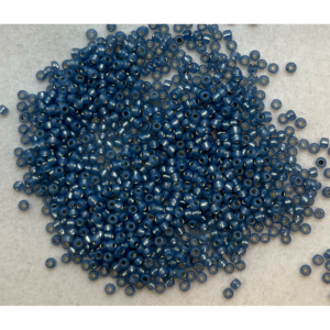 TOHO Seedbeads 11/0,  NR  202   Blå Crystal Silver Line