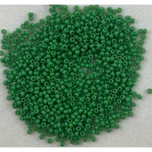 TOHO Seedbeads 11/0, 47D  Opaque mint Grön