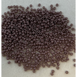 TOHO Seedbeads 11/0, Mörk Lila Opaque NR 52D