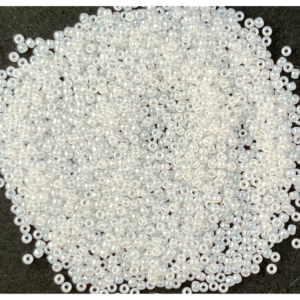 TOHO Seedbeads 11/0,  NR 603  Vit Pärlemo