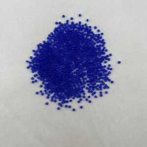 TOHO Seedbeads 11/0,  8  transparent cobalt  NR 8
