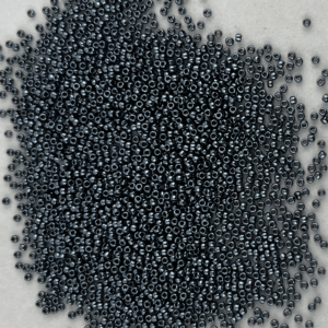 TOHO Seedbeads 15/0,  NR 326  Kox Grå Opaque Lyster CA 10 GRAM