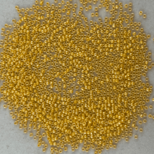 TOHO Seedbeads 15/0, NR 807 Aprikos Pärlemo CA 10 GRAM
